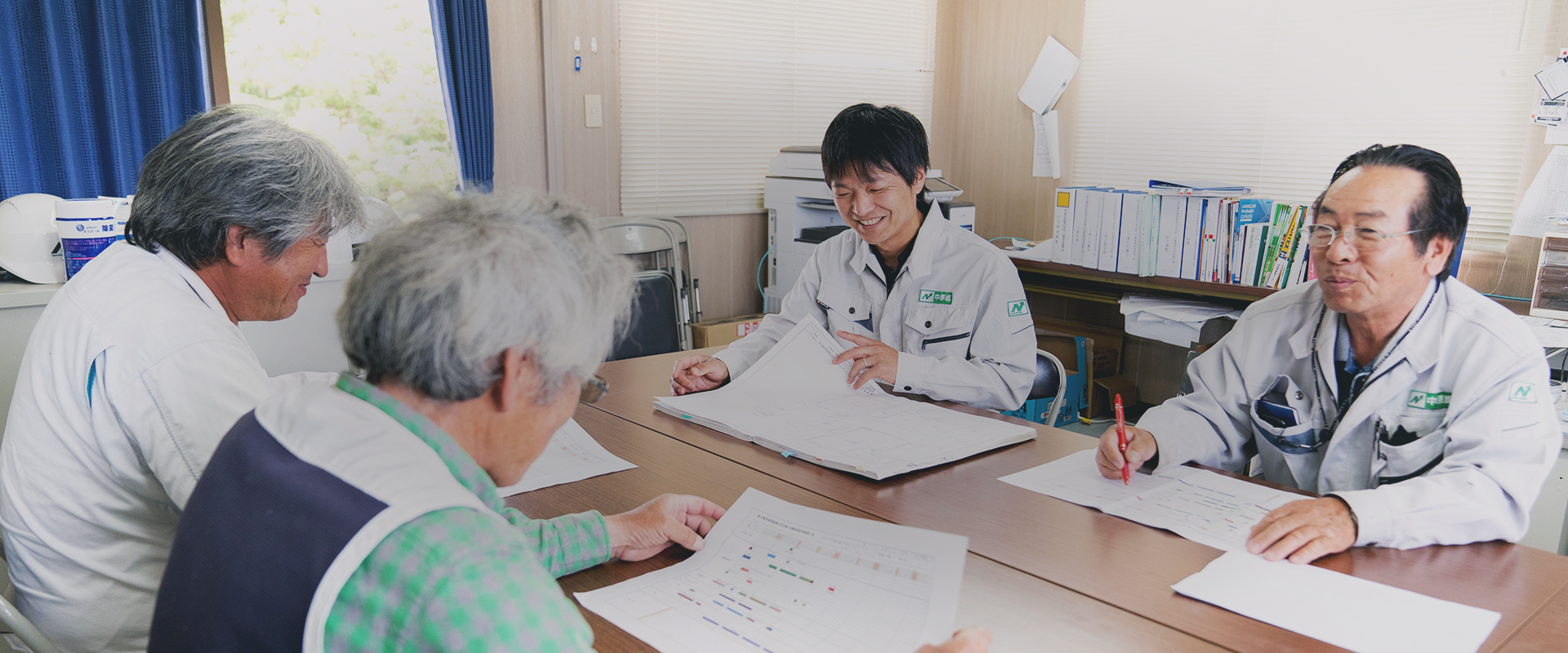 【正社員】現場監督（土木／建築）、資格未取得の場合は監督の補佐 | 中途採用